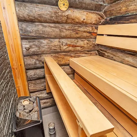 Karhunkelo By Interhome * Rukatunturi